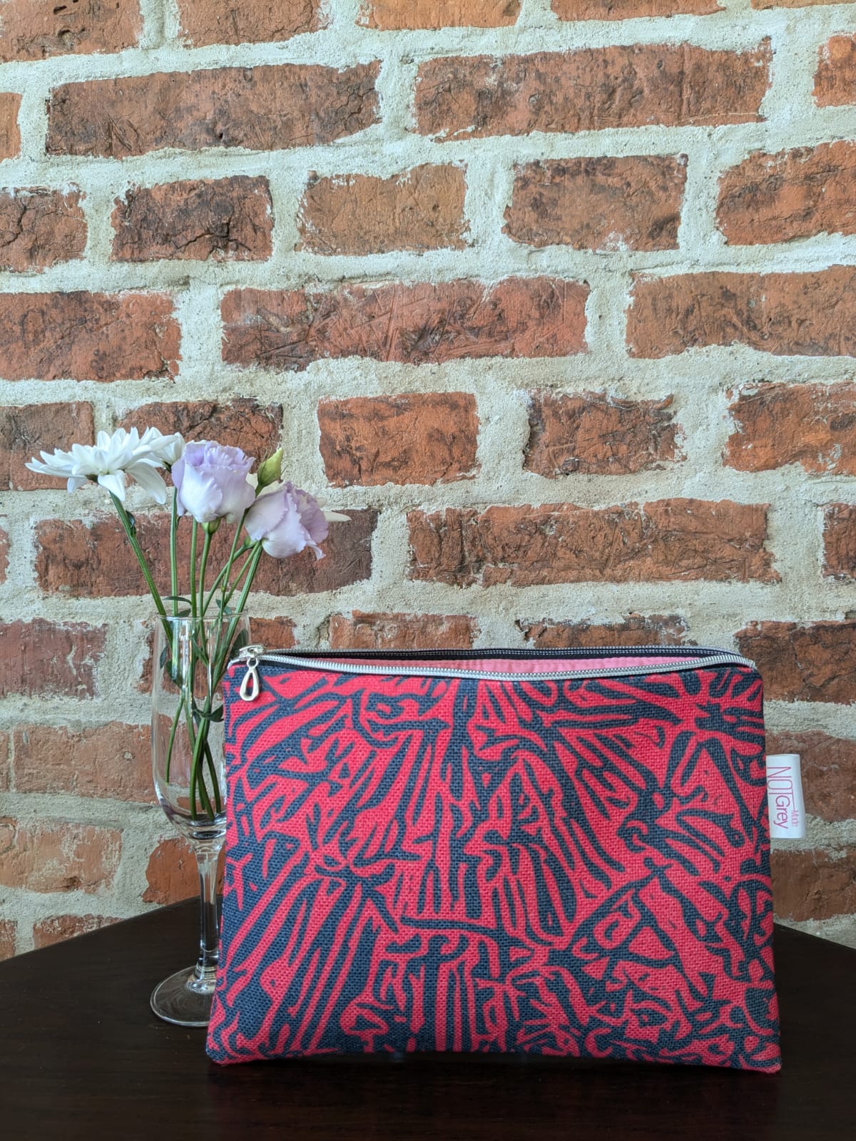 Notgreymade printed bag - Lava red and black design